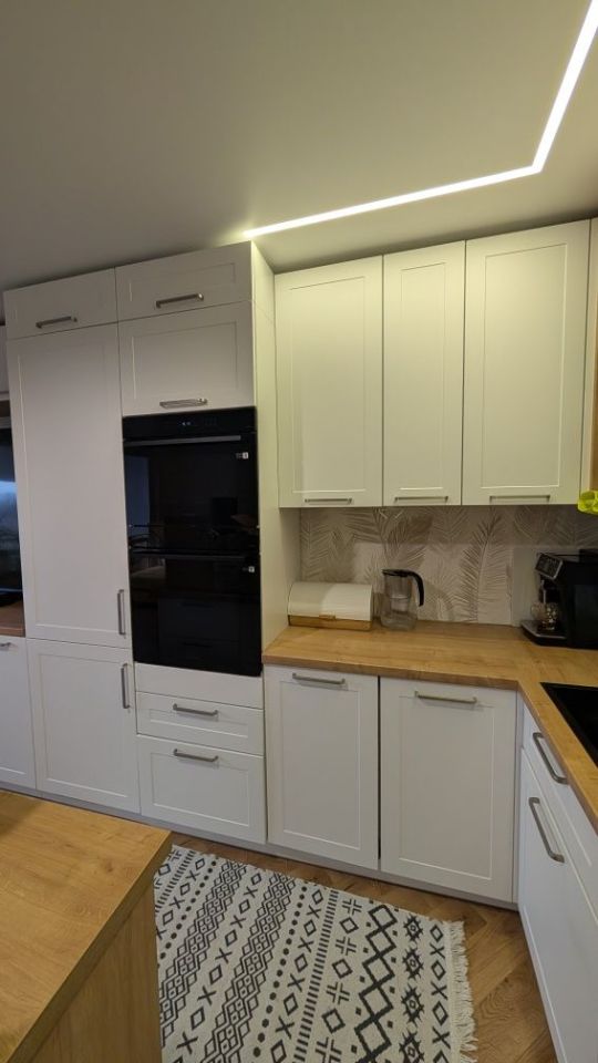 Mieszkanie 3-pokojowe Chorzów. Zdjęcie 2