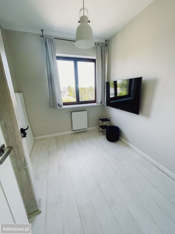 dom szeregowy, 6 pokoi Mysiadło, ul. Wiejska. Zdjęcie 17