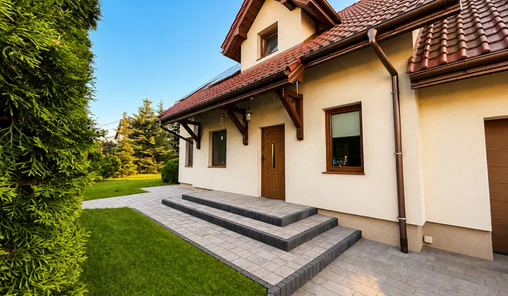 dom wolnostojący, 5 pokoi Brzeziny, ul. Juliana Ursyna Niemcewicza