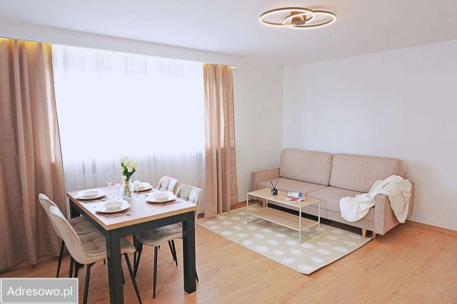 Mieszkanie 3-pokojowe Katowice os. Tysiąclecia, ul. Piastów. Zdjęcie 1