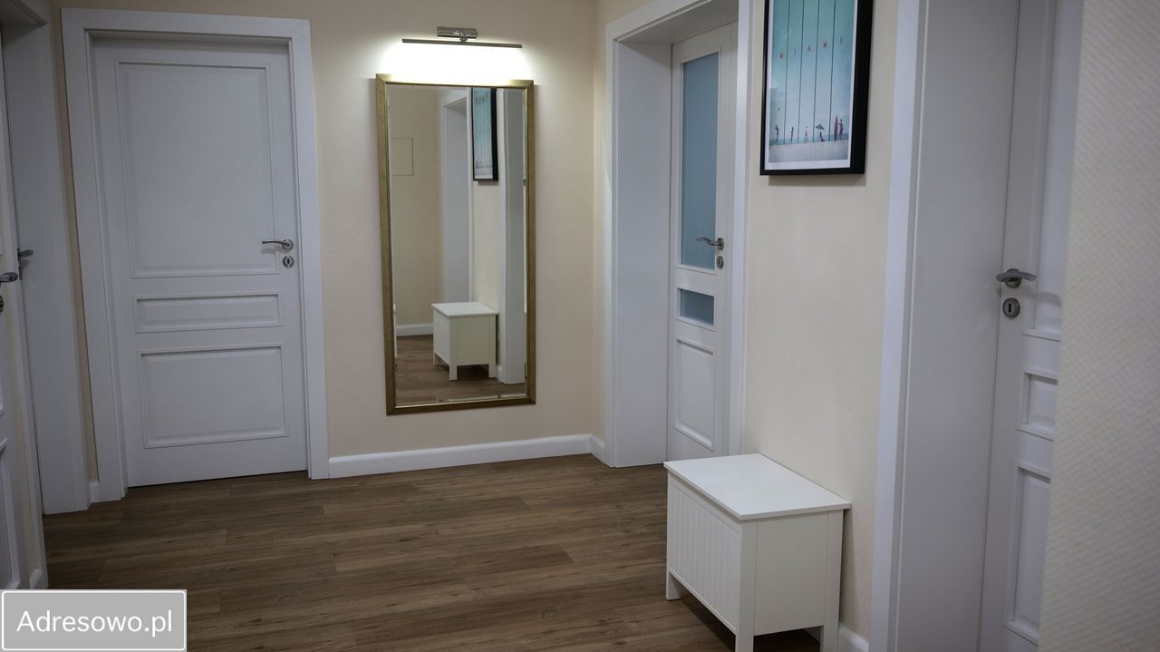 Mieszkanie 4-pokojowe Legnica Centrum, ul. Szkolna. Zdjęcie 8