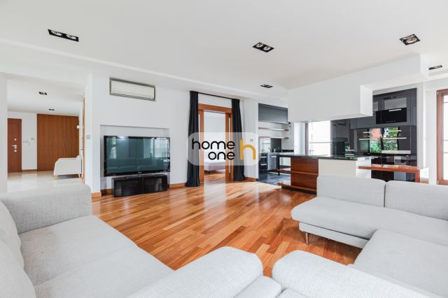 Mieszkanie 3-pokojowe Warszawa Śródmieście, ul. Oboźna. Zdjęcie 2