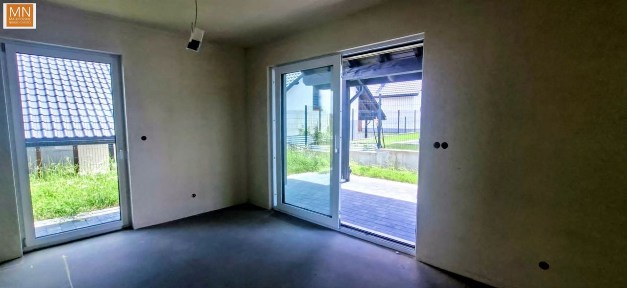 dom wolnostojący, 5 pokoi Baranówka. Zdjęcie 6