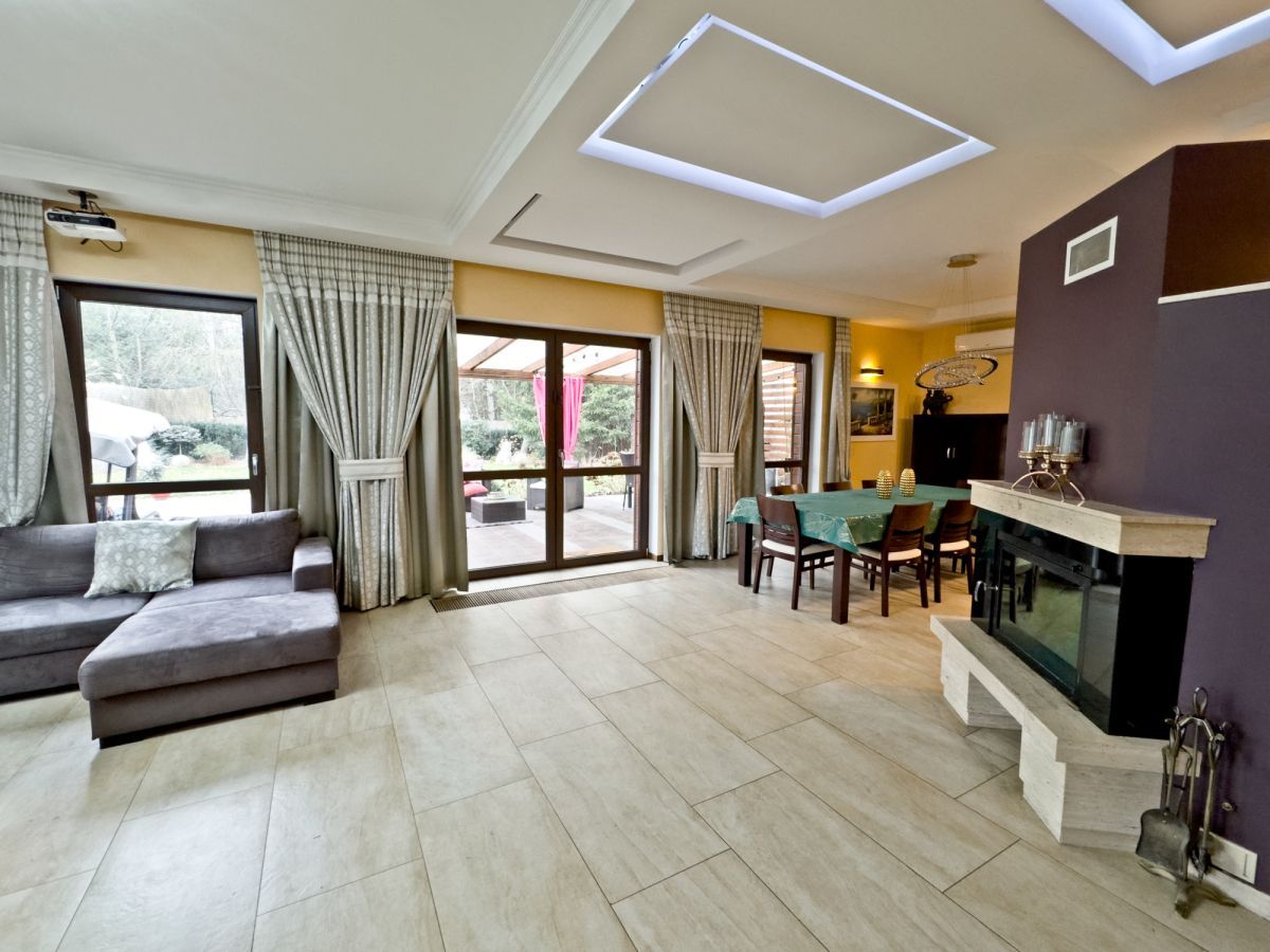 dom wolnostojący, 7 pokoi Stare Babice, ul. Koczarska. Zdjęcie 13