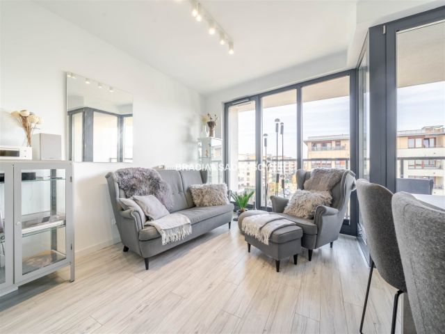 Mieszkanie 4-pokojowe Kraków Dębniki, ul. Czerwone Maki. Zdjęcie 4