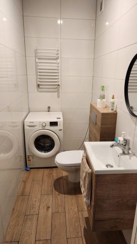 Mieszkanie 3-pokojowe Gniezno. Zdjęcie 11