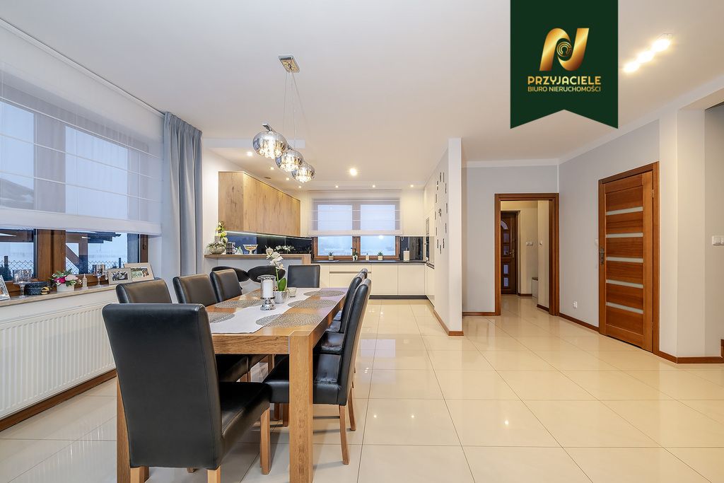 dom wolnostojący, 6 pokoi Różyny. Zdjęcie 4