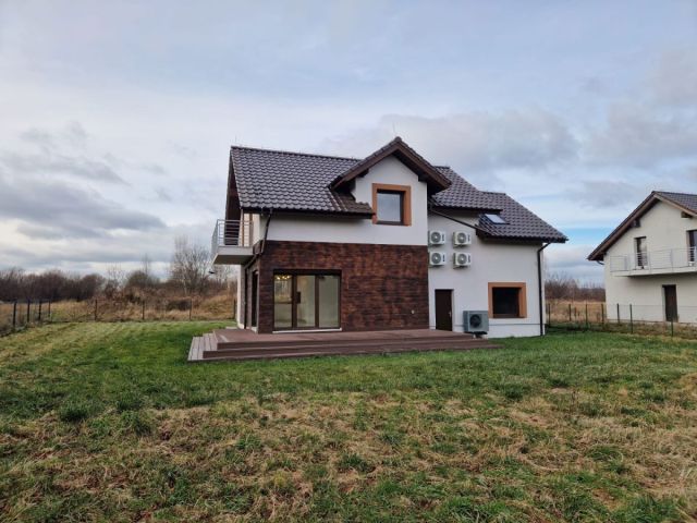 dom wolnostojący, 4 pokoje Mirsk, ul. os. Izerska Polana. Zdjęcie 1