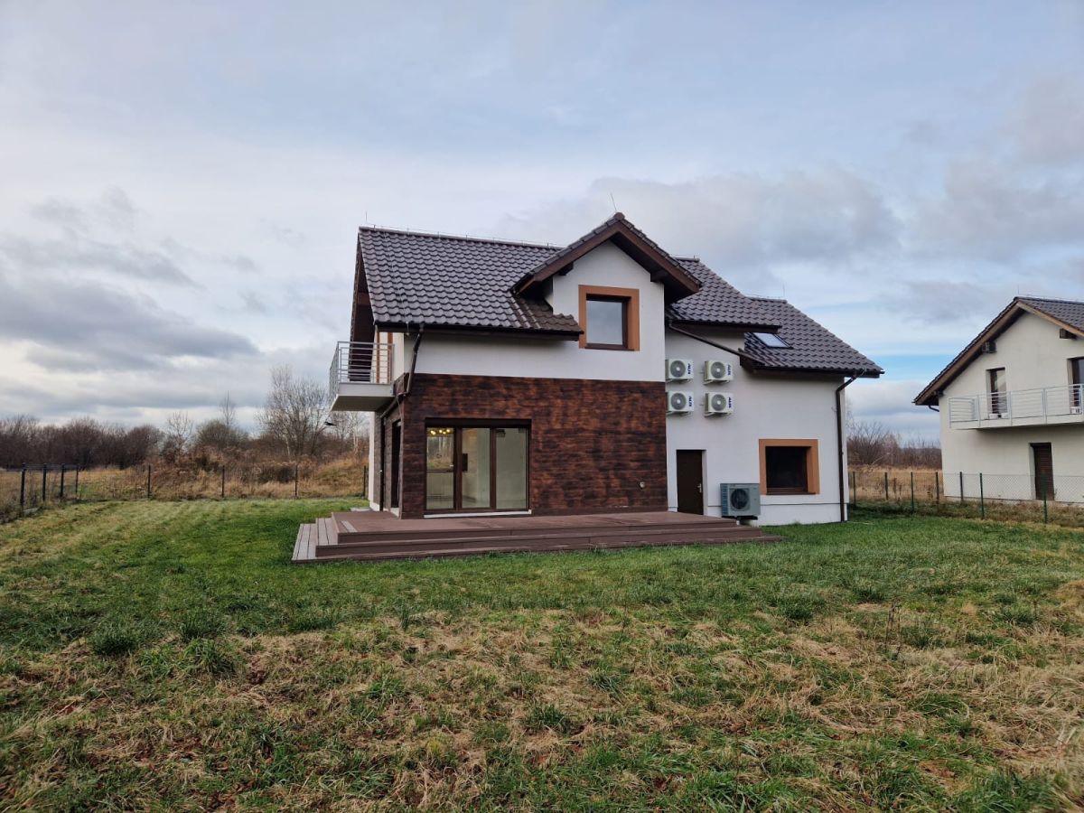 dom wolnostojący, 4 pokoje Mirsk, ul. os. Izerska Polana