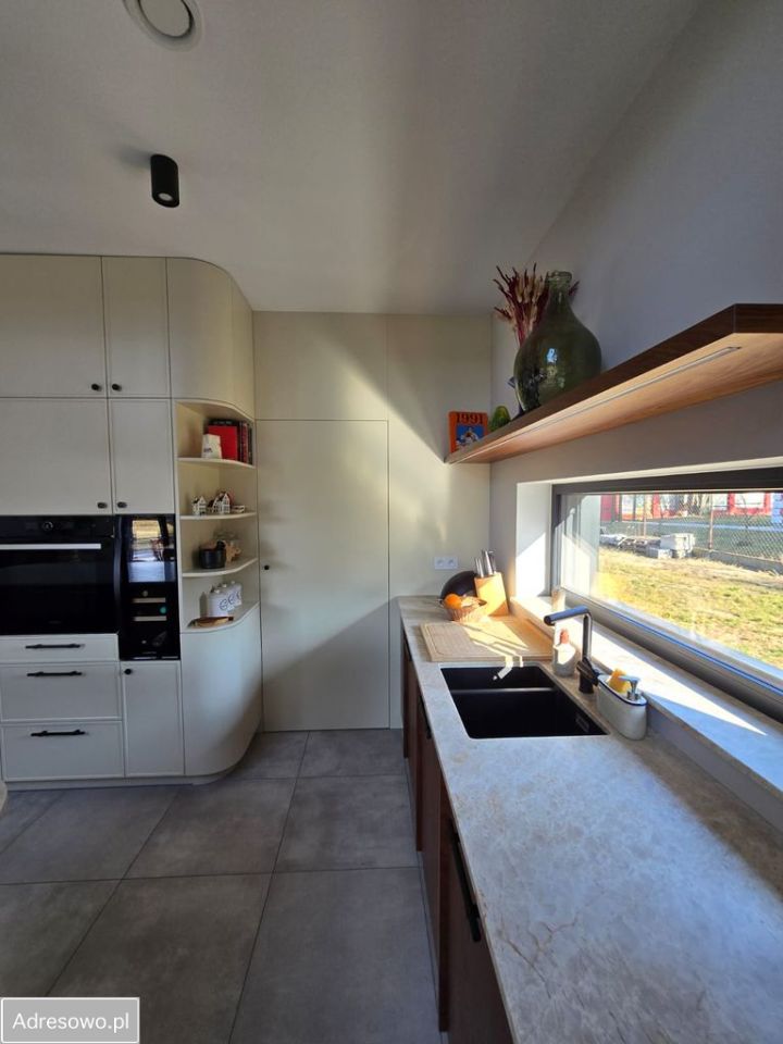 dom wolnostojący, 5 pokoi Radonie, ul. Źródlana. Zdjęcie 13