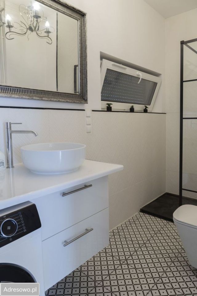 Mieszkanie 4-pokojowe Mędłów. Zdjęcie 13