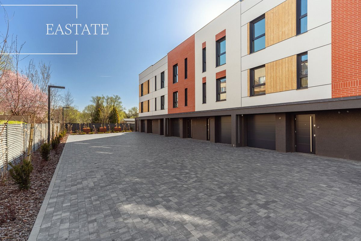 dom szeregowy, 8 pokoi Piaseczno, ul. Miriama Przesmyckiego. Zdjęcie 3