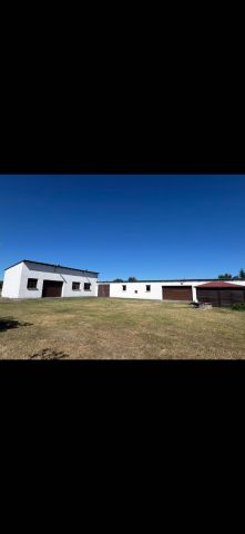 Hala/magazyn Książenice. Zdjęcie 1