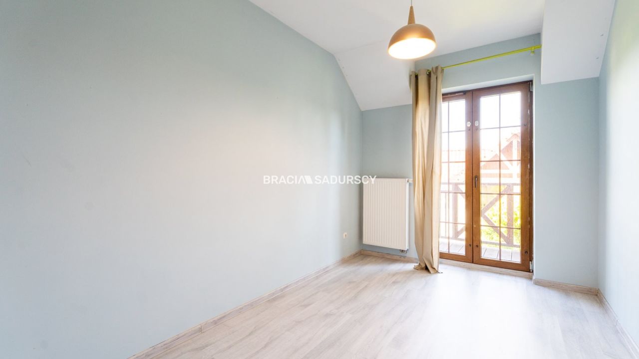 dom szeregowy, 4 pokoje Bibice, ul. Leśna. Zdjęcie 9