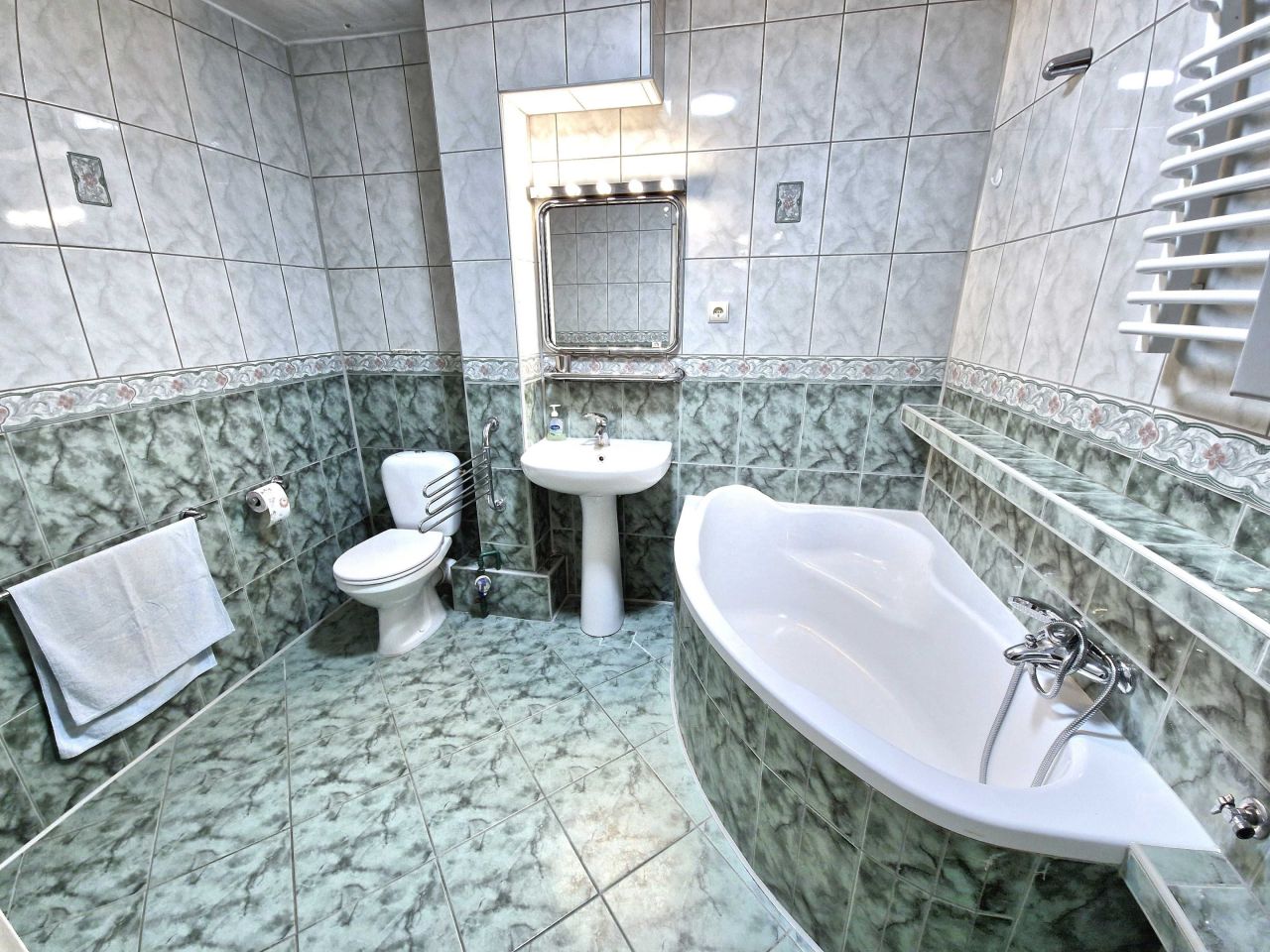 Mieszkanie 3-pokojowe Kędzierzyn-Koźle Kędzierzyn, ul. Królowej Jadwigi. Zdjęcie 3