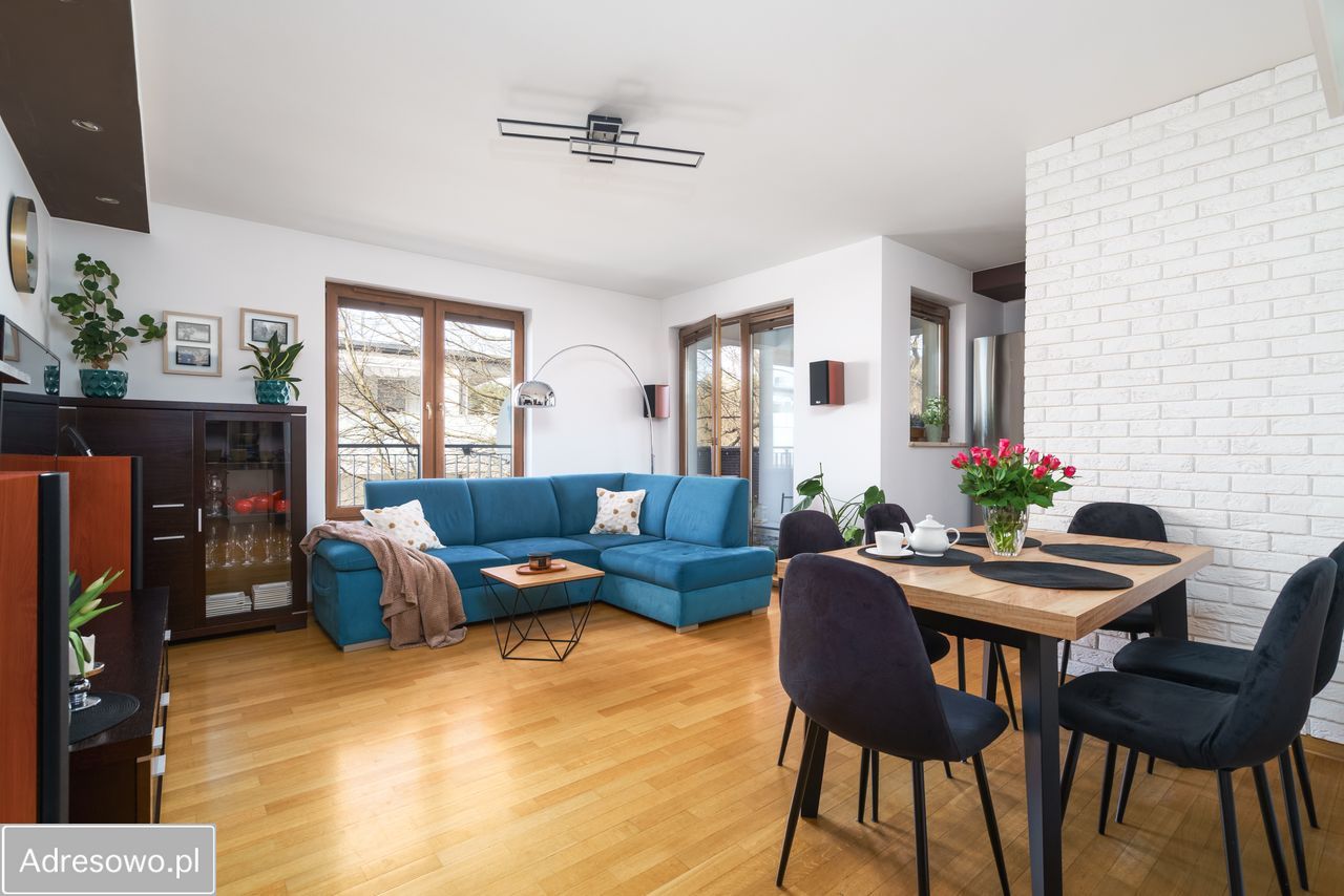 Mieszkanie 3-pokojowe Warszawa Wesoła. Zdjęcie 1