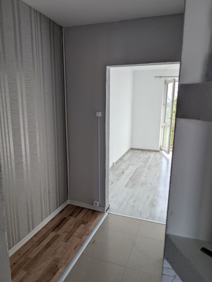 Mieszkanie 3-pokojowe Jastrzębie-Zdrój, os. 1000-lecia. Zdjęcie 4