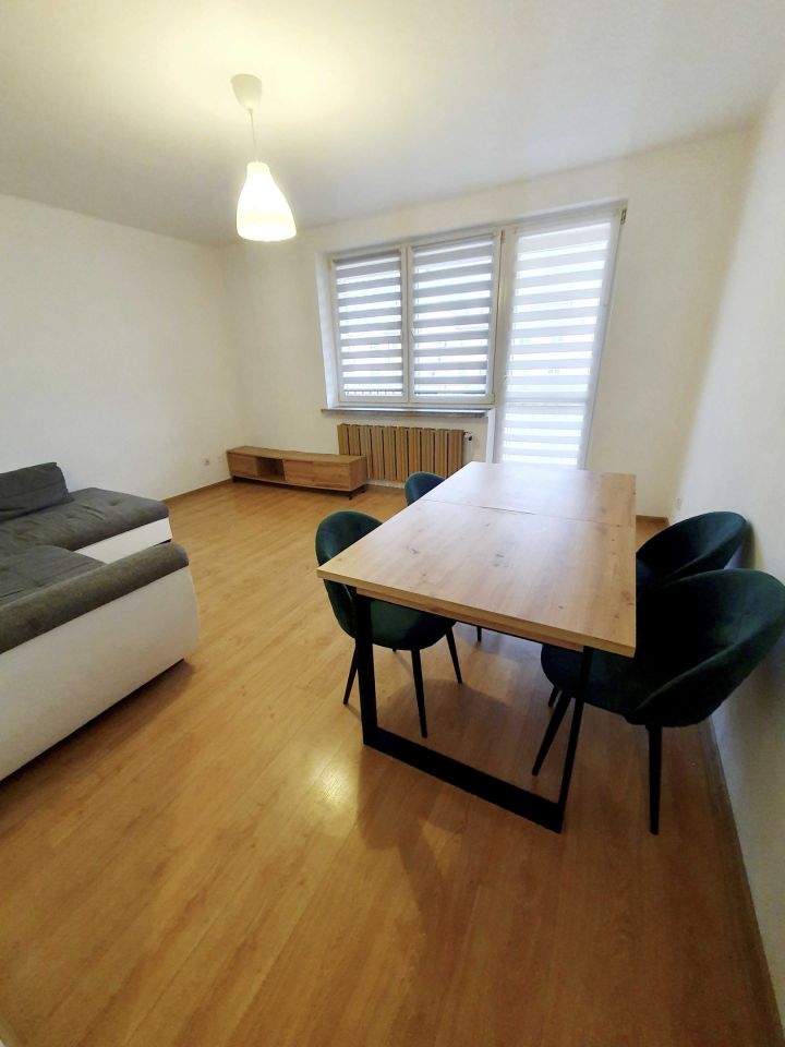 Mieszkanie 3-pokojowe Sieniawa, os. Kazimierza Wielkiego. Zdjęcie 1