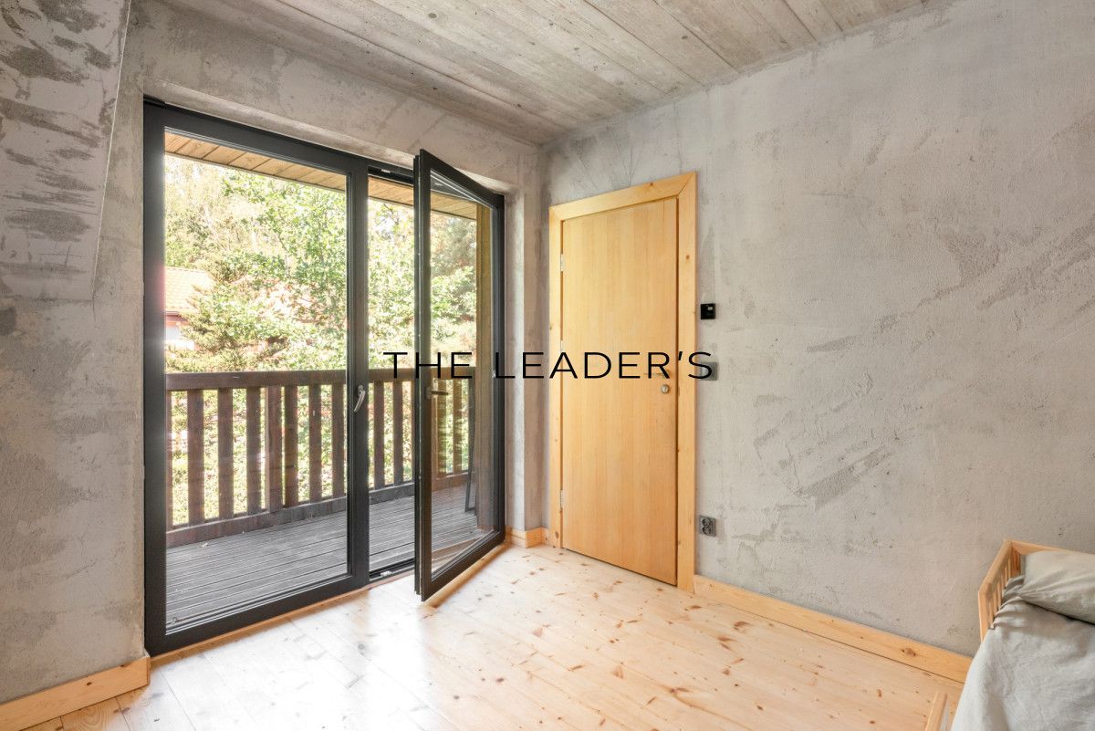 dom wolnostojący, 6 pokoi Zalesie Górne. Zdjęcie 16