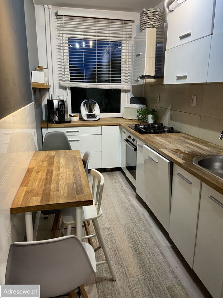 Mieszkanie 3-pokojowe Piekary Śląskie Centrum. Zdjęcie 11