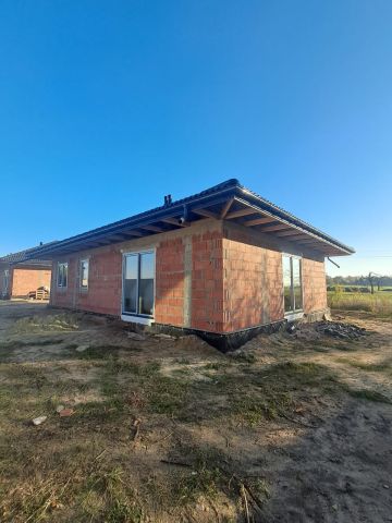 dom wolnostojący, 4 pokoje Zduny. Zdjęcie 2