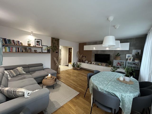 Mieszkanie 3-pokojowe Płock Podolszyce, ul. Hubalczyków. Zdjęcie 1