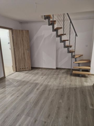 Mieszkanie 3-pokojowe Żagań, ul. Warszawska. Zdjęcie 1