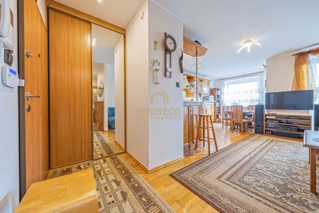 Mieszkanie 4-pokojowe Gdynia Wielki Kack, ul. ks. Jana Pawła Siega. Zdjęcie 3