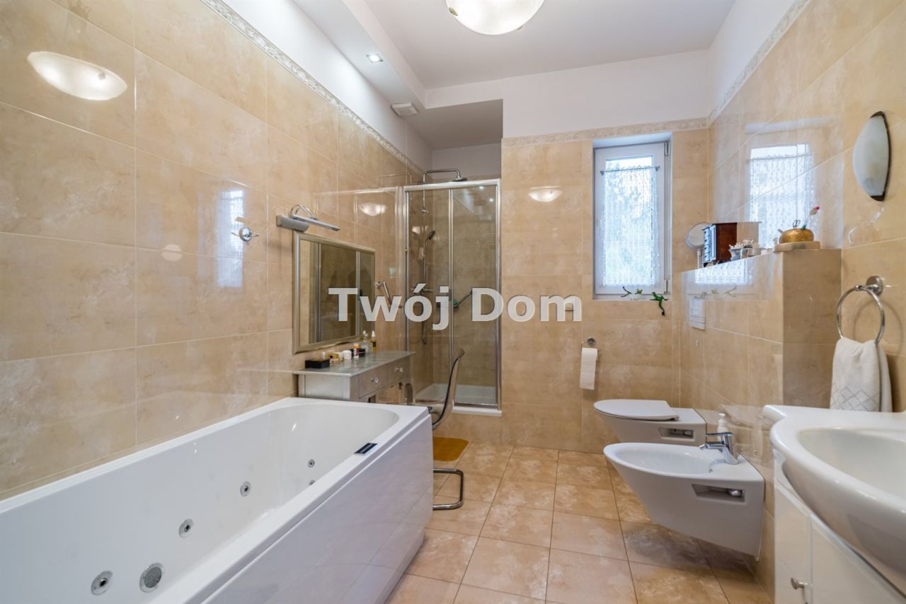 dom wolnostojący, 4 pokoje Murowaniec. Zdjęcie 15