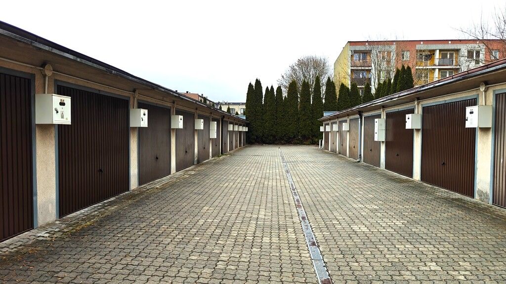 Garaż/miejsce parkingowe Rzeszów, ul. gen. Mariana Langiewicza. Zdjęcie 1