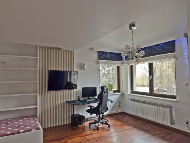 dom wolnostojący, 7 pokoi Stare Babice, ul. Koczarska. Zdjęcie 22