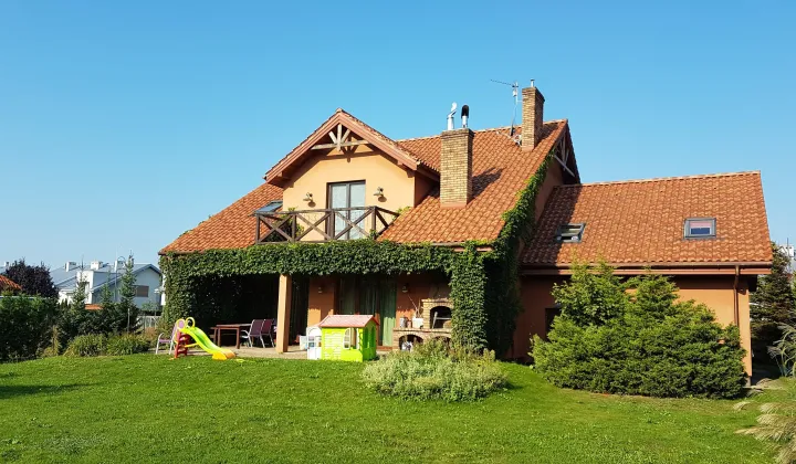 dom wolnostojący, 7 pokoi Łomianki Dolne, ul. Karola Szymanowskiego