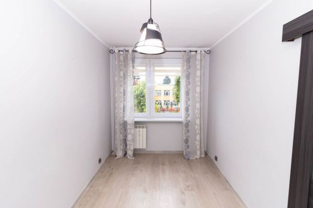 Mieszkanie 3-pokojowe Ostrowiec Świętokrzyski, os. Pułanki. Zdjęcie 7