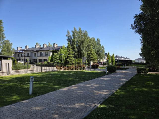 dom szeregowy, 5 pokoi Stara Wieś, ul. Słowika. Zdjęcie 25