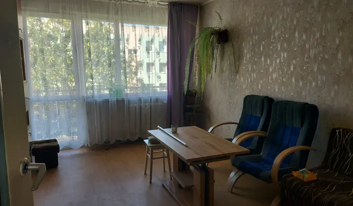 Mieszkanie 3-pokojowe Dzierżoniów, os. Różane