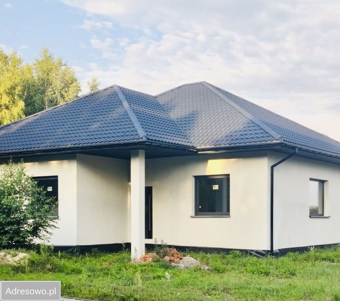 dom wolnostojący, 5 pokoi Łuszczanowice-Kolonia. Zdjęcie 4