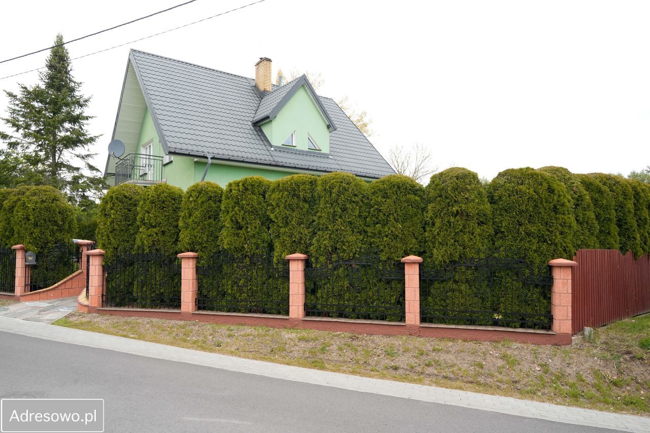 dom wolnostojący, 4 pokoje Sobolewo. Zdjęcie 10