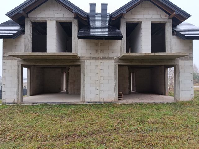 bliźniak Bilcza, ul. Wiosenna. Zdjęcie 1