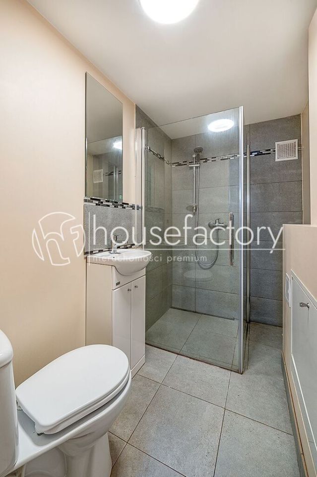 dom wolnostojący, 9 pokoi Łódź Stare Rokicie, ul. Holownicza. Zdjęcie 8