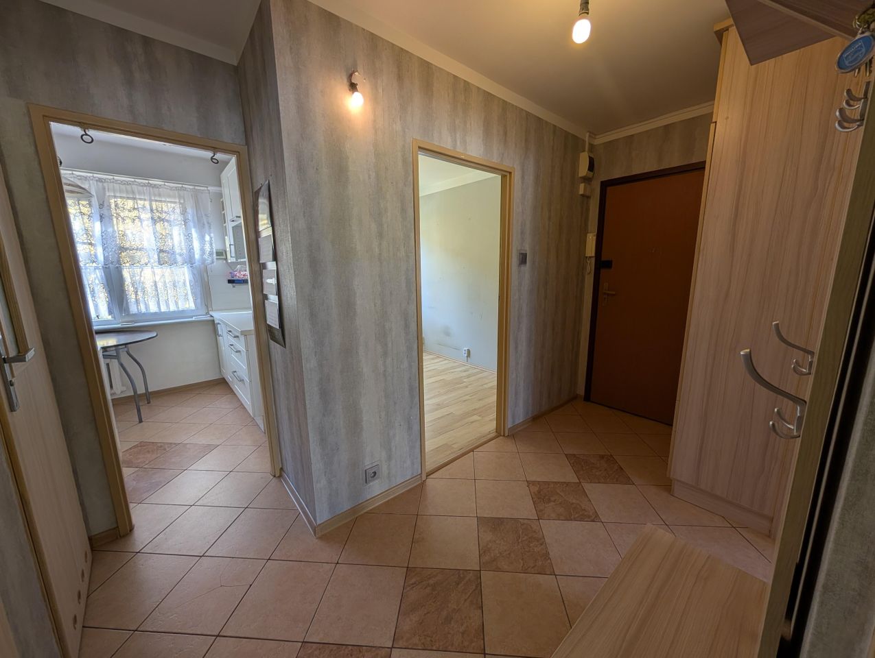 Mieszkanie 4-pokojowe Tarnobrzeg, ul. Mikołaja Kopernika