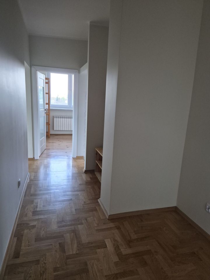 Mieszkanie 4-pokojowe Krówniki. Zdjęcie 6