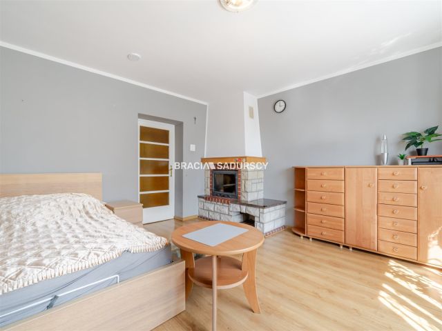 dom wolnostojący, 5 pokoi Kraków Bieżanów, ul. Jana Smolenia. Zdjęcie 20