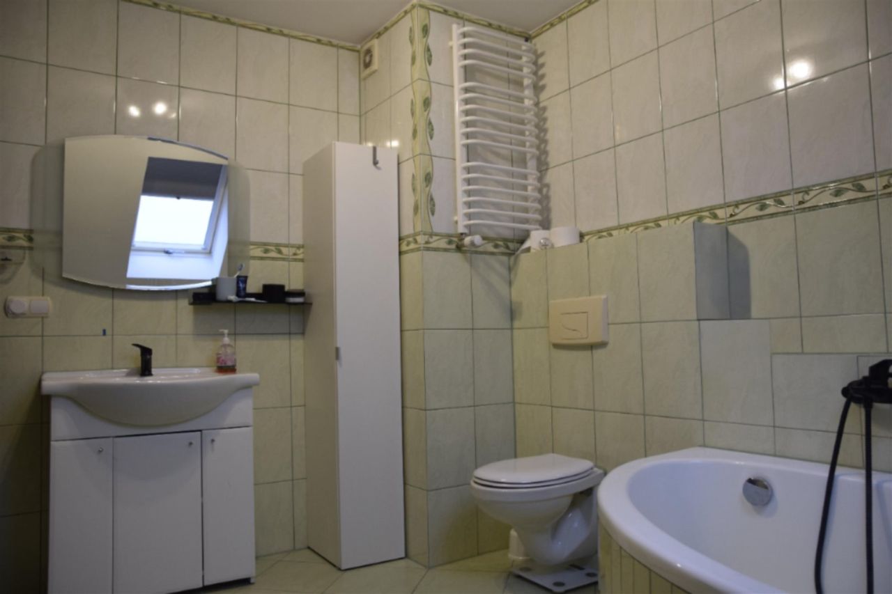 dom wolnostojący, 5 pokoi Osiniec. Zdjęcie 24