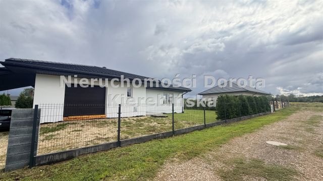dom wolnostojący, 5 pokoi Wąwał. Zdjęcie 21