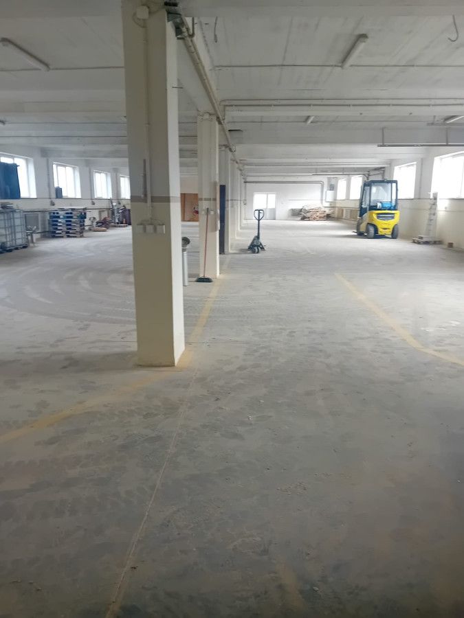 Hala/magazyn Brzeźnica. Zdjęcie 6