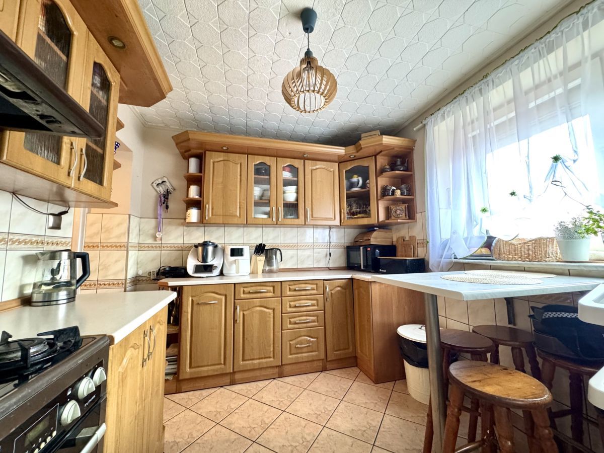 dom wolnostojący, 7 pokoi Jelenia Góra, ul. Adama Mickiewicza. Zdjęcie 16