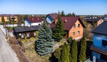 dom wolnostojący, 5 pokoi Moszczenica, ul. Wolborska