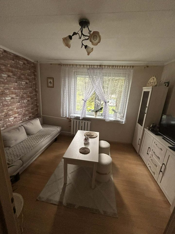 Mieszkanie 2-pokojowe Krosno Guzikówka, ul. Joachima Lelewela. Zdjęcie 2