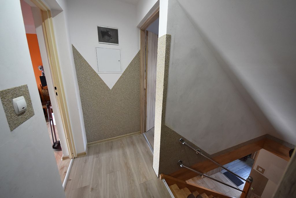 dom wolnostojący, 4 pokoje Przydroże Małe. Zdjęcie 31