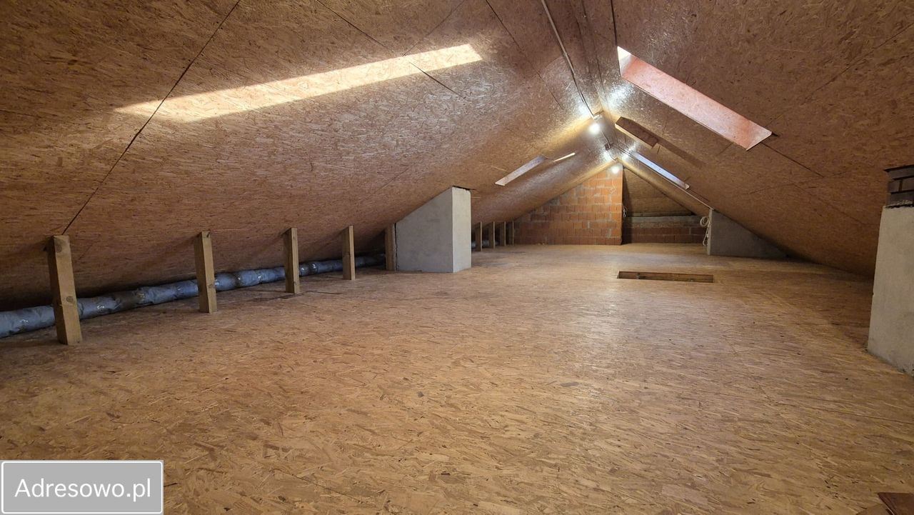 dom wolnostojący, 6 pokoi Łódź Radogoszcz, ul. Łucji. Zdjęcie 16